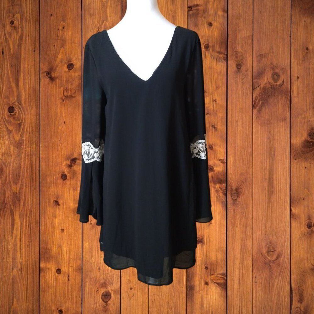 Umgee Size Small Black Bell Sleeve Lace Tunic Whimsigoth Gypsy Dress V-Neck
